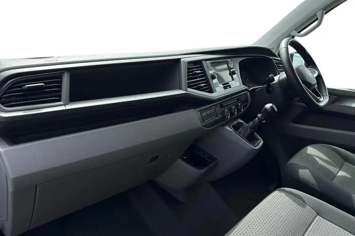 2024-volkswagen-transporter-big-14