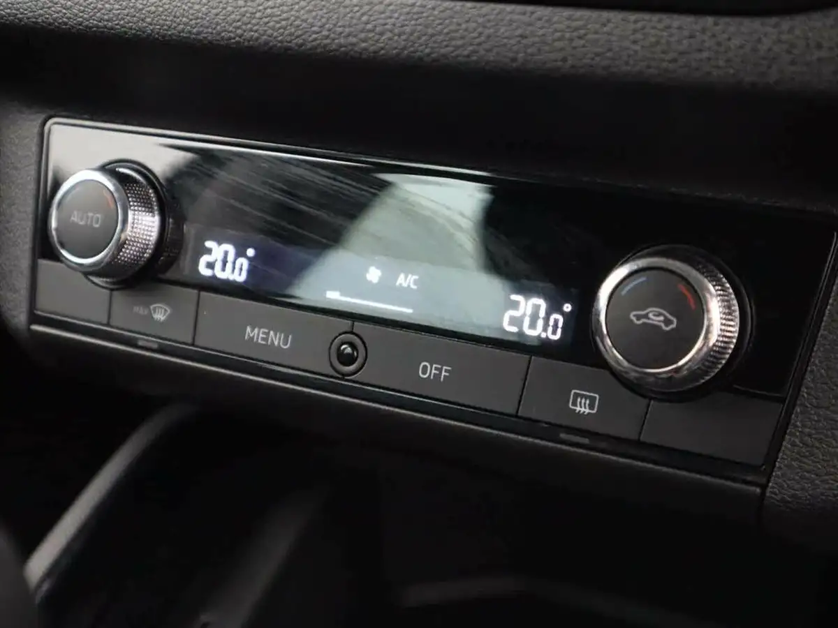 2020-skoda-kamiq-10-tsi-se-l-115ps-big-49