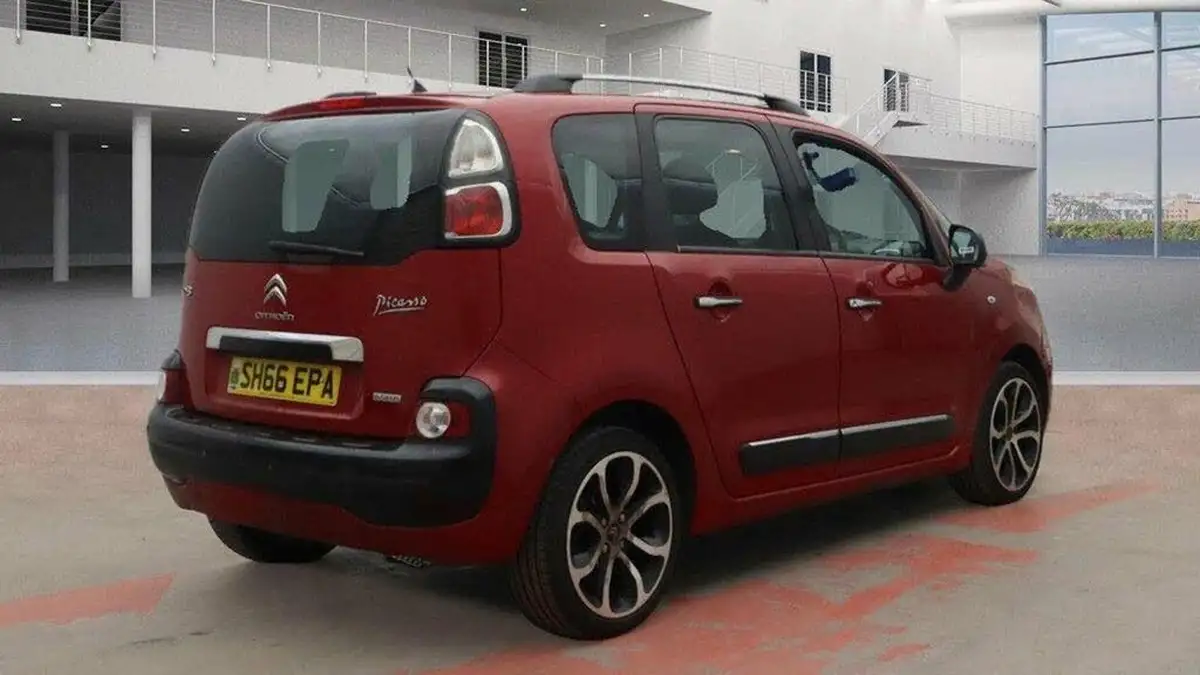2016-citroen-c3-picasso-16bluehdi-platinum-big-6