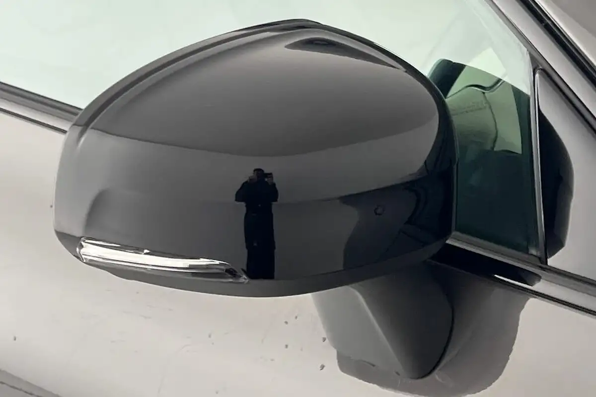 2024-volvo-xc60-20-b5-plus-big-18