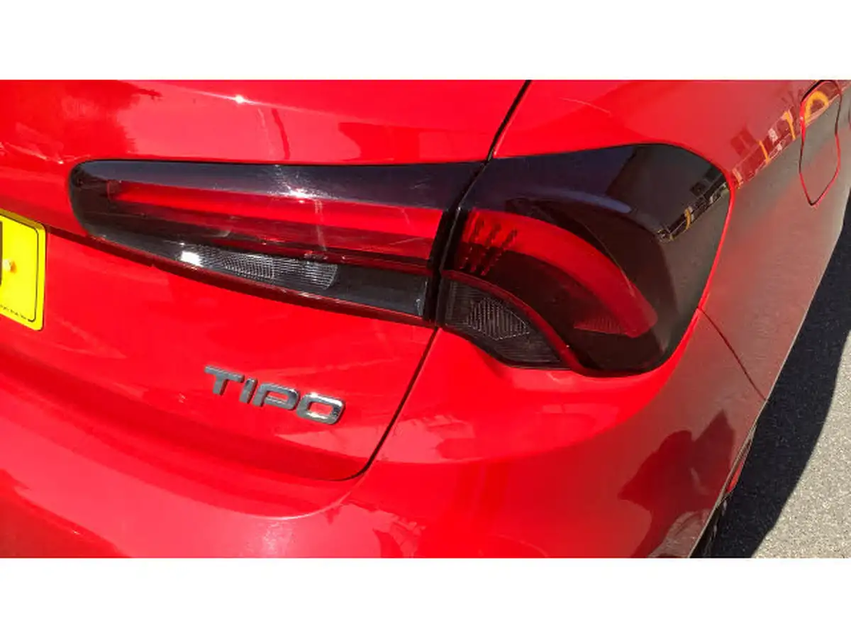 2021-fiat-tipo-10-life-hatchback-big-23