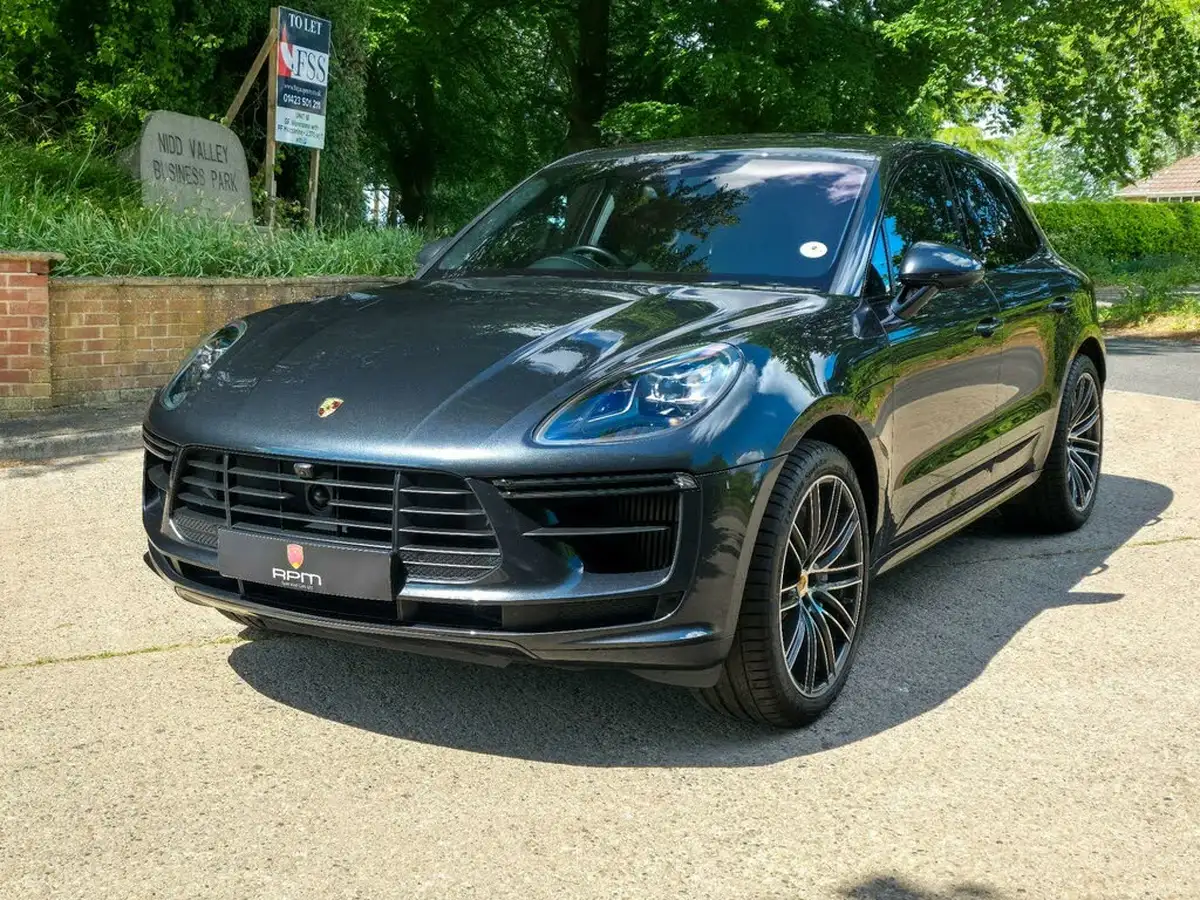 2019-porsche-macan-29-v6-turbo-big-0
