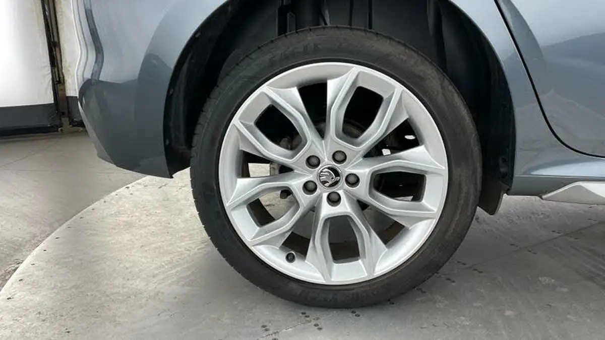 2020-skoda-kamiq-15-tsi-se-l-hatchback-big-26