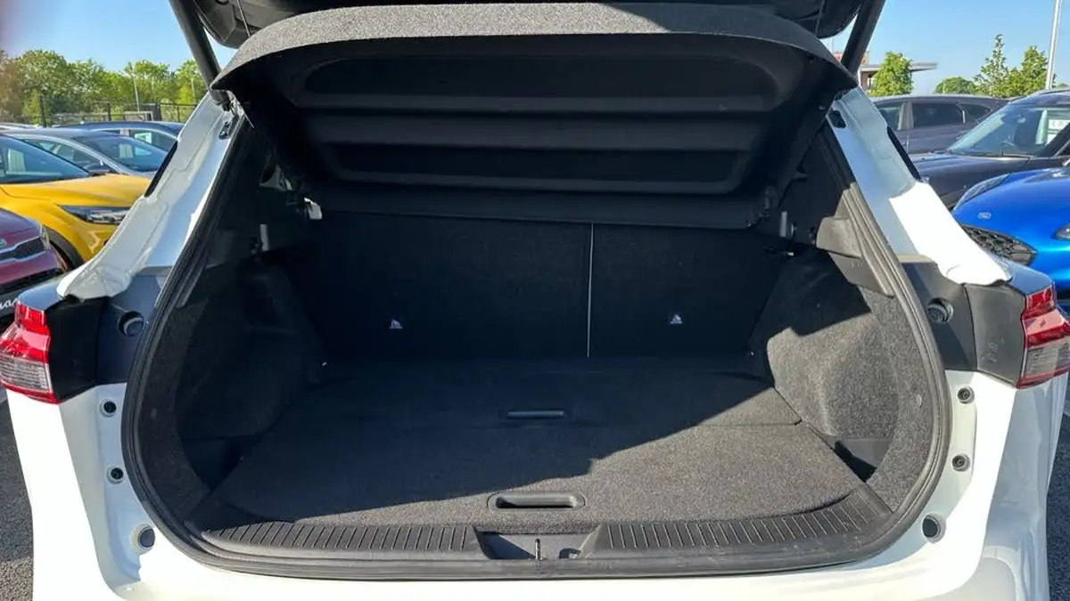 2022-nissan-qashqai-13-dig-t-tekna-158ps-xtronic-big-7
