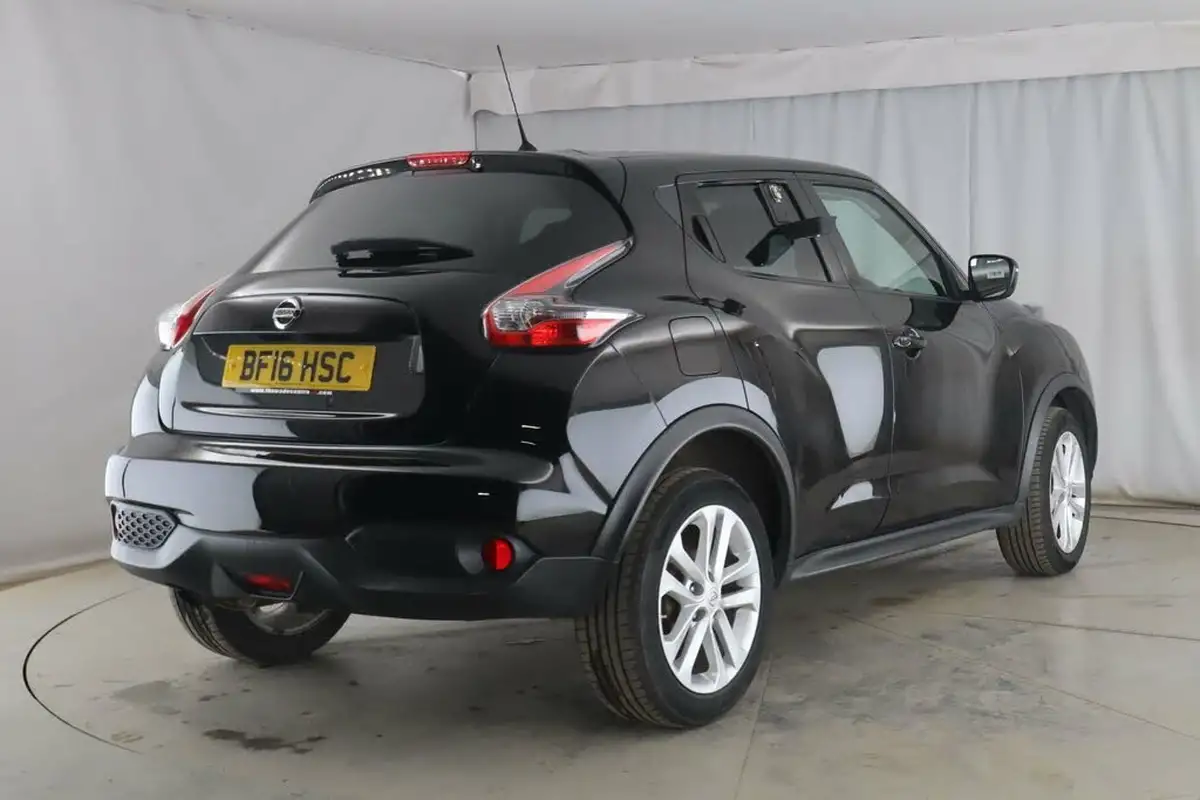 2016-nissan-juke-12-acenta-big-7