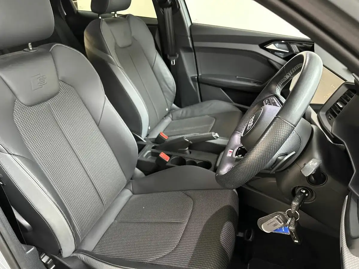 2023-audi-a1-10-30-tfsi-black-edition-s-tronic-big-11