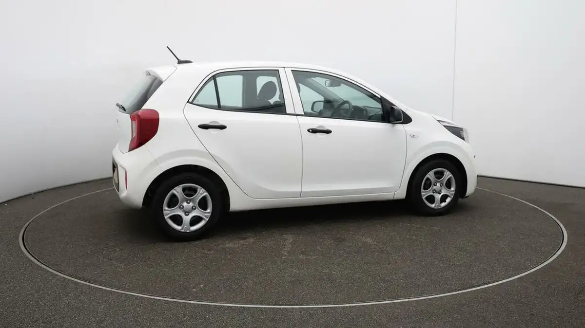 2022-kia-picanto-10-1-big-49