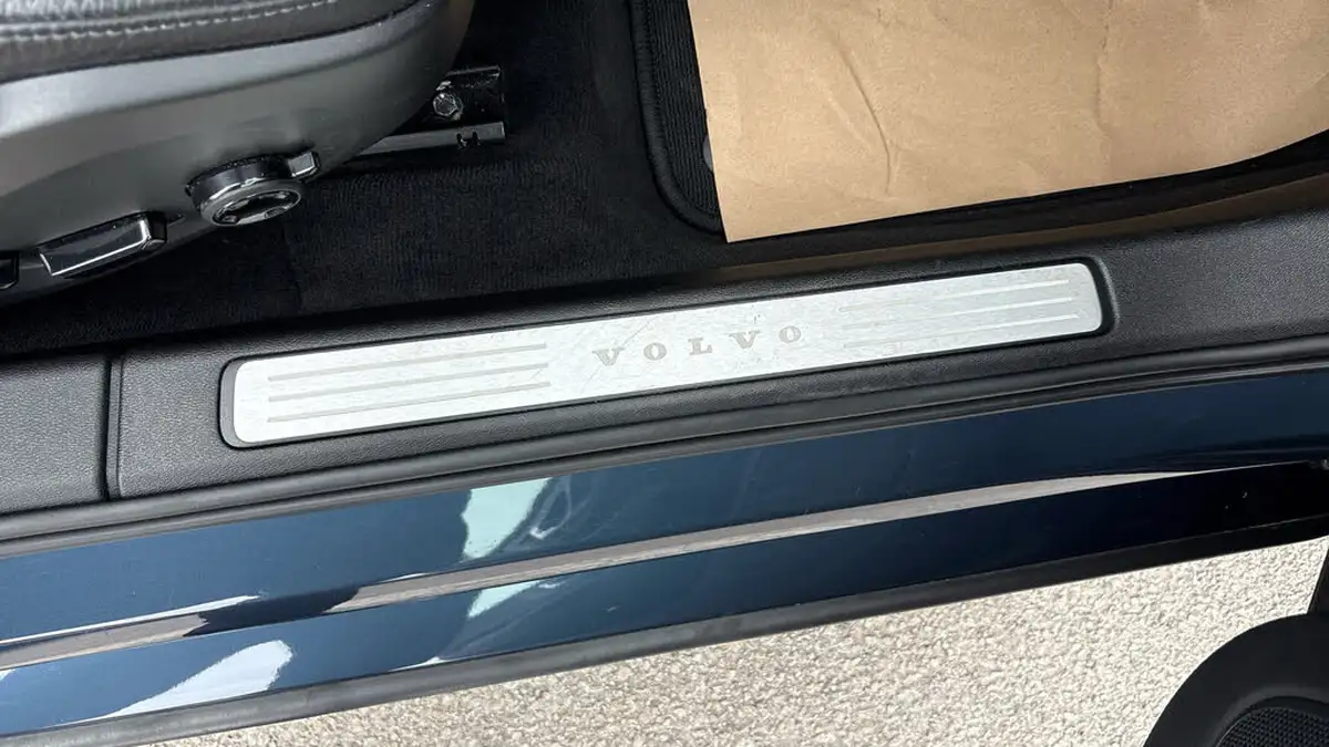 2018-volvo-v60-20td-d4-inscription-geartronic-big-40