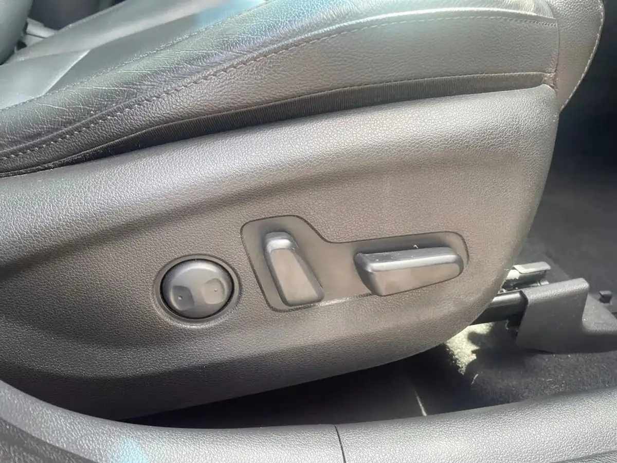 2019-hyundai-tucson-20crdi-premium-se-48-volt-hybrid-auto-big-16