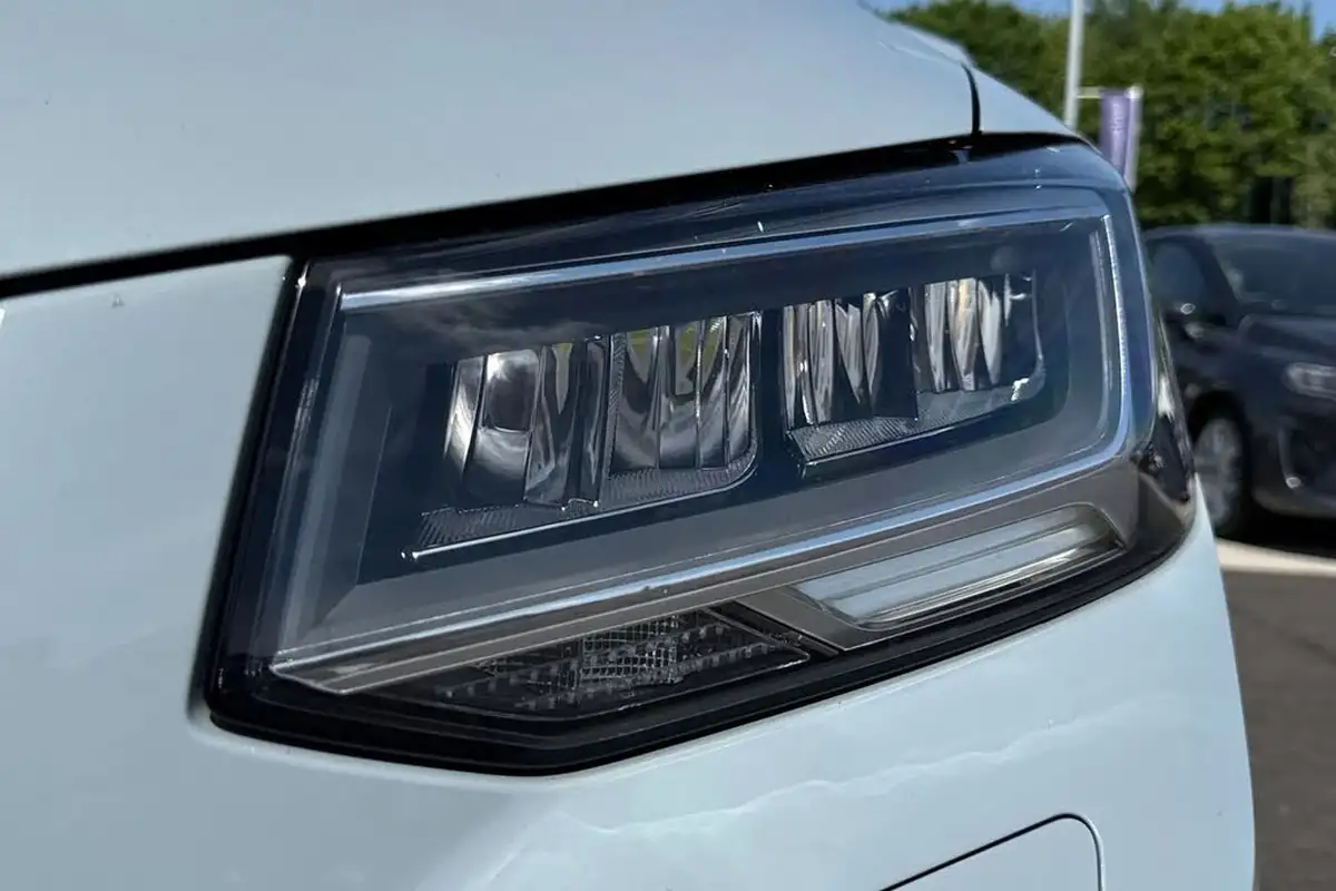 2021-audi-q2-15-35-tfsi-s-line-big-28