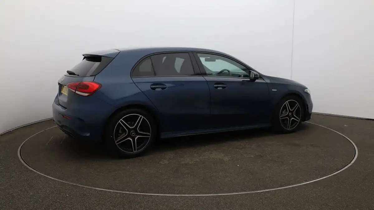 2022-mercedes-benz-a-class-13-a180-amg-line-executive-edition-hatchback-5d-7g-dct-big-43