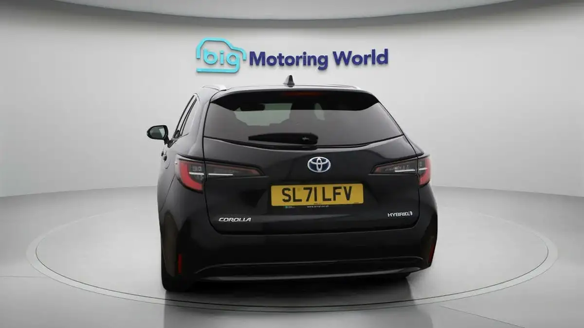 2021-toyota-corolla-18-vvt-i-design-trk-hatchback-5d-big-6