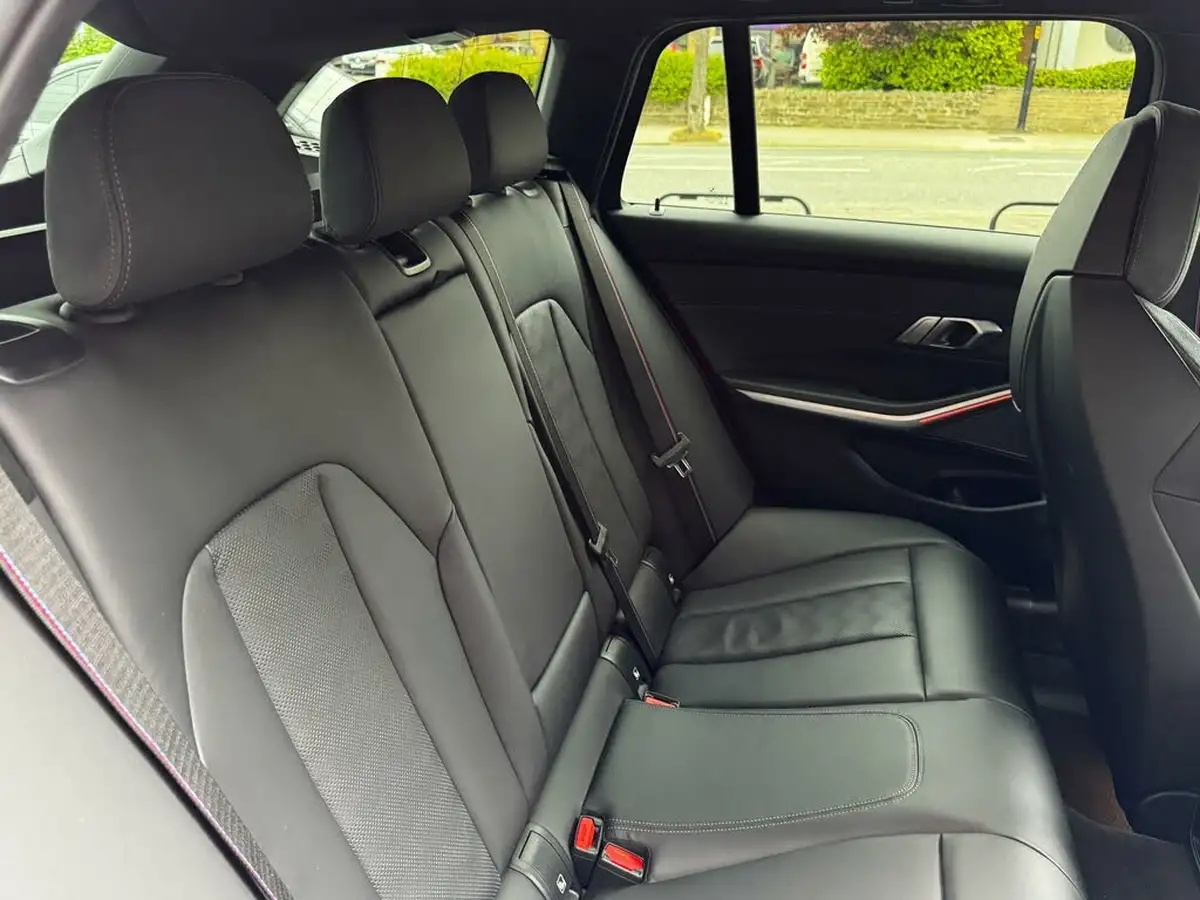 2023-bmw-3-series-30-m3-competition-xdrive-touring-5d-big-26