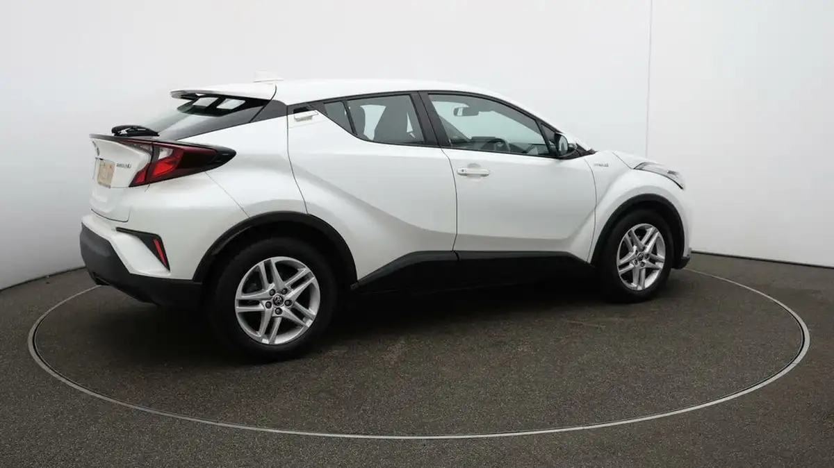 2022-toyota-c-hr-18-vvt-i-icon-big-53