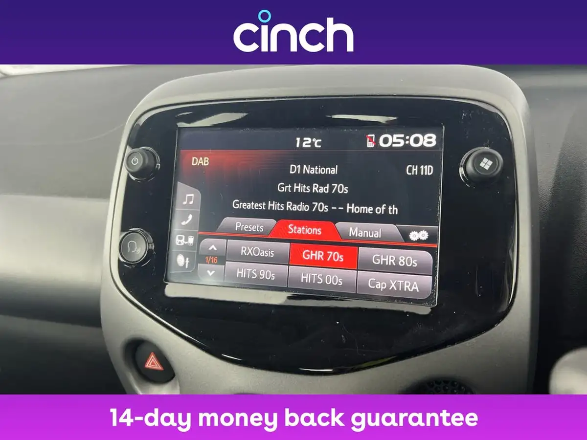 2020-toyota-aygo-10-vvt-i-x-play-big-28