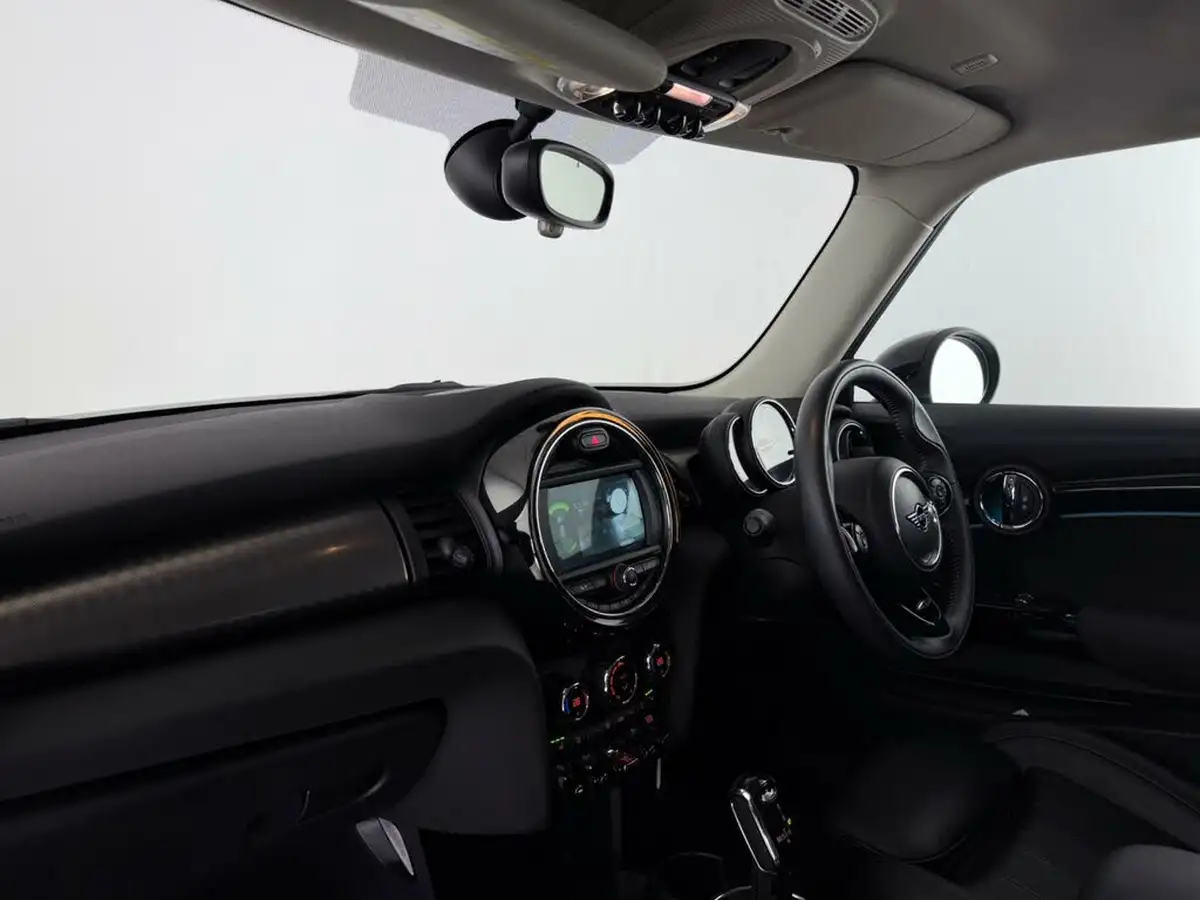 2019-mini-cooper-15-cooper-exclusive-134bhp-hatchback-3d-auto-big-15