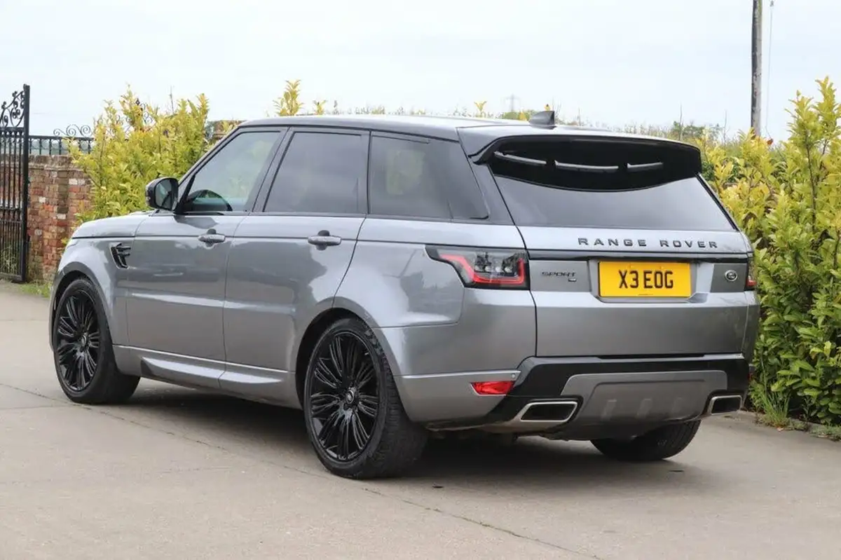 2020-land-rover-range-rover-sport-30-sdv6-hse-dynamic-big-7