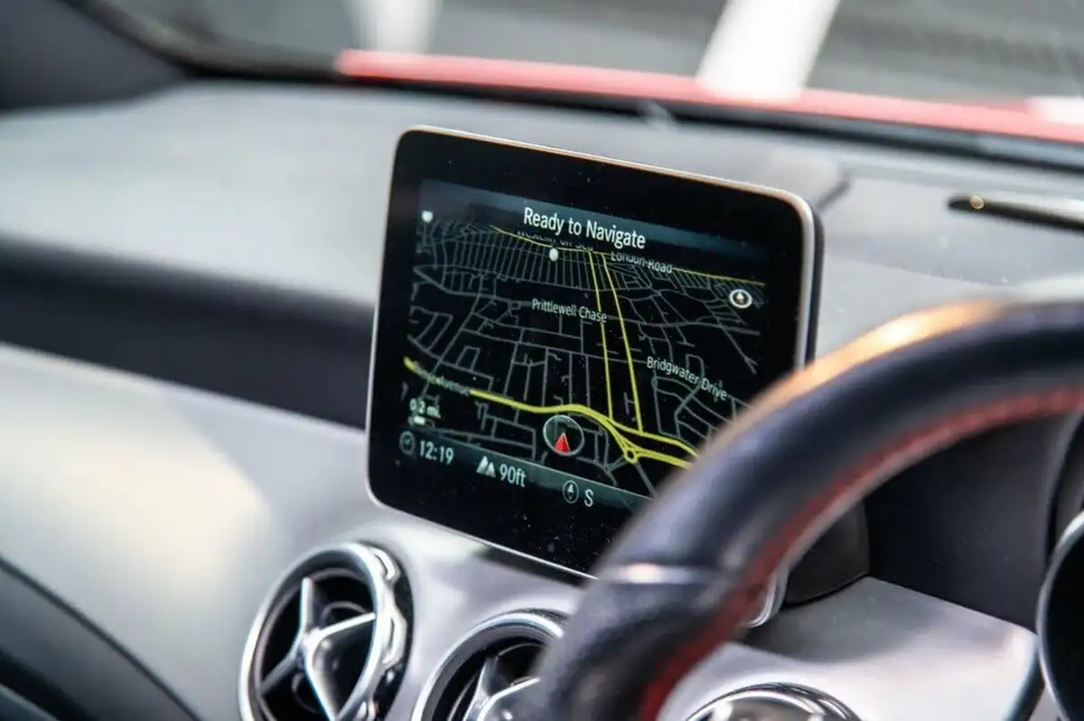 2020-mercedes-benz-gla-class-16-gla-200-amg-line-edition-plus-7g-dct-big-32