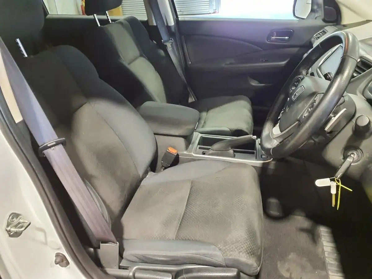 2016-honda-cr-v-16i-dtec-se-plus-160ps-4x4-auto-big-9