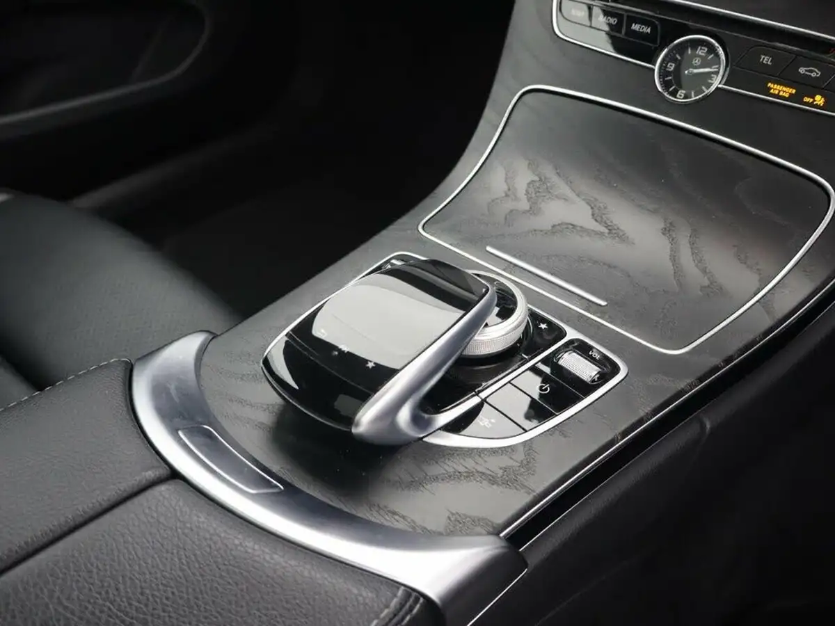 2017-mercedes-benz-c-class-20-c300-amg-line-premiumss-coupe-9g-tronic-plus-big-22