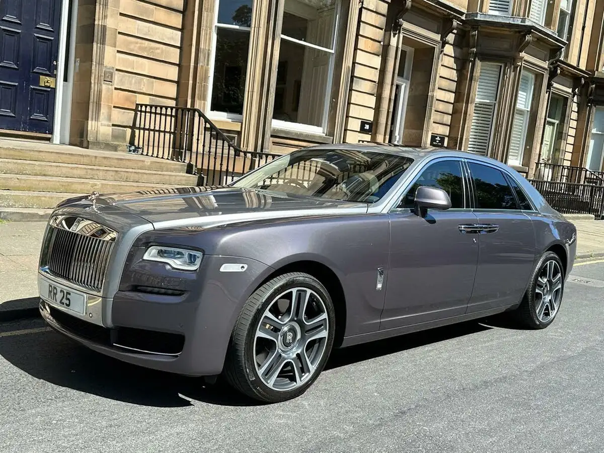 2018-rolls-royce-ghost-66-big-1