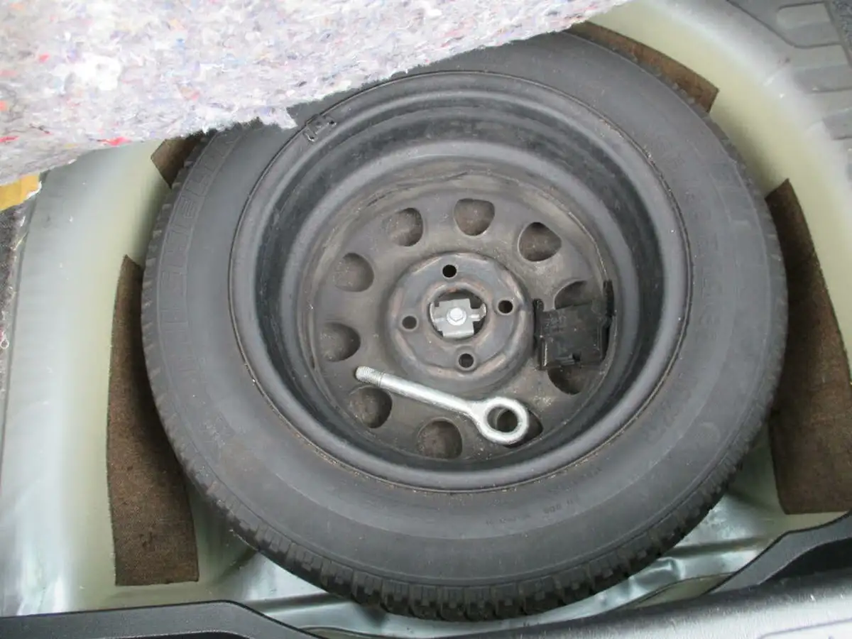 2010-fiat-punto-evo-14-dynamic-8v-ss-5d-big-43