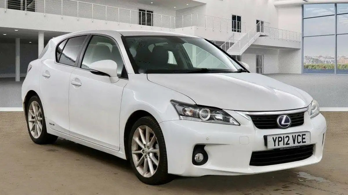 2012-lexus-ct-200h-18-se-l-cruise-big-0