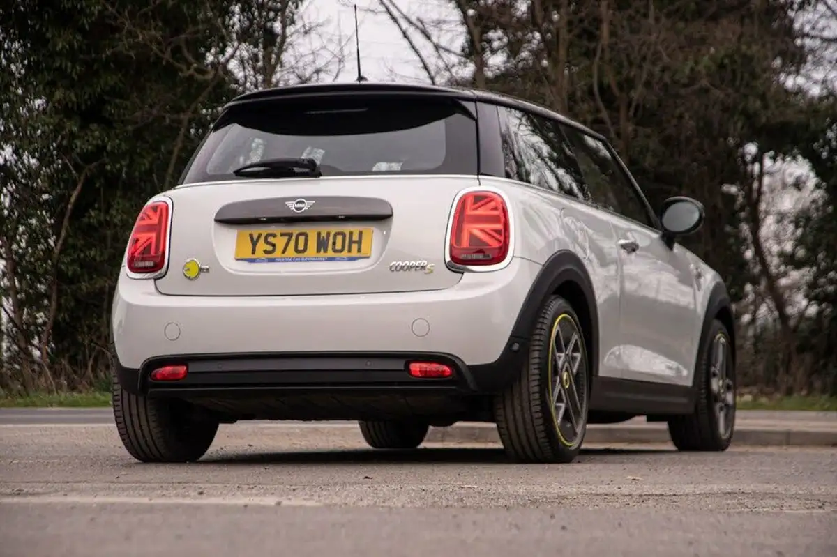 2020-mini-cooper-e-cooper-s-2-big-6