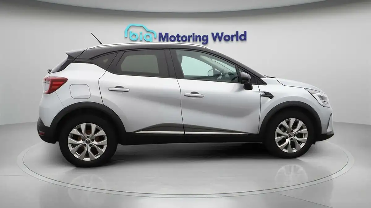 2020-renault-captur-13-tce-iconic-130bhp-edc-auto-big-8