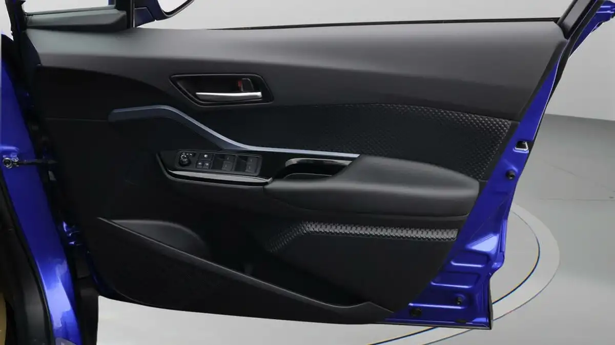 2021-toyota-c-hr-18-vvt-i-design-big-14