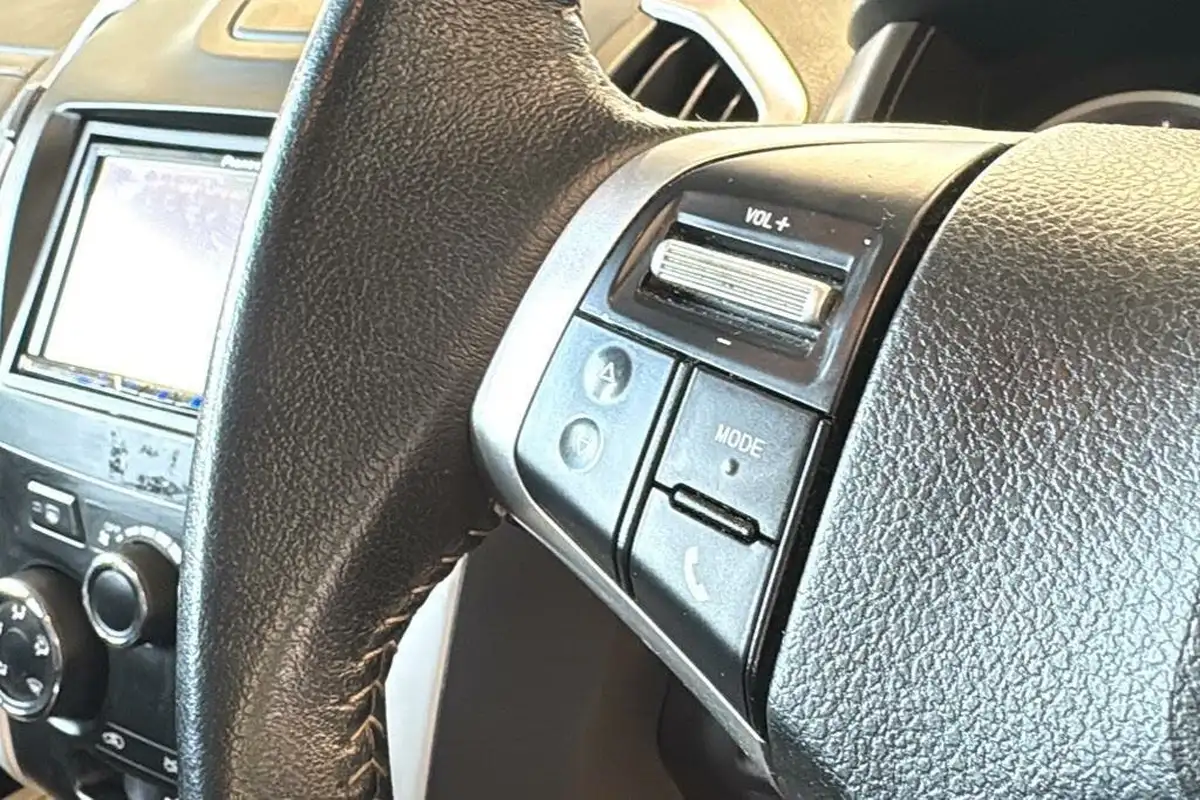 2019-isuzu-d-max-19td-yukon-double-pickup-auto-big-19