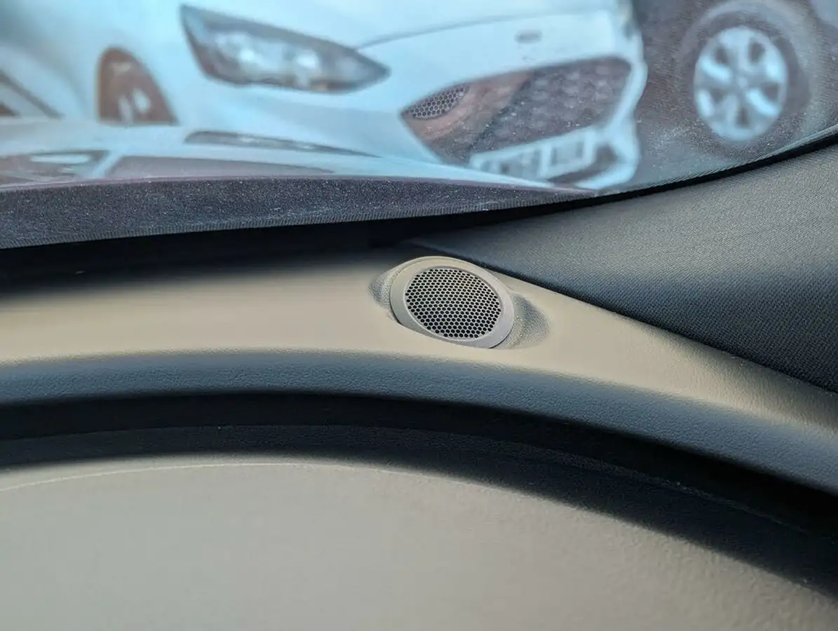 2016-jaguar-xf-30td-s-big-75