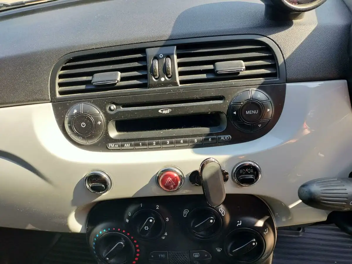 2015-fiat-500-14-abarth-t-jet-big-49