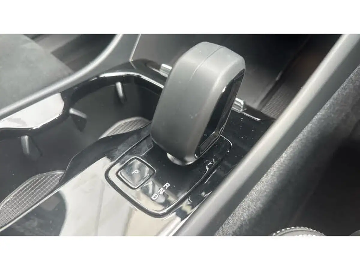 2023-volvo-xc40-e-recharge-ultimate-235bhp-big-13