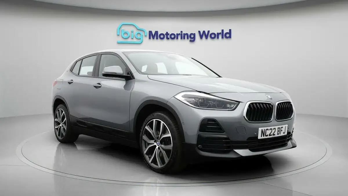 2021-bmw-x2-20-xdrive20i-sport-big-0