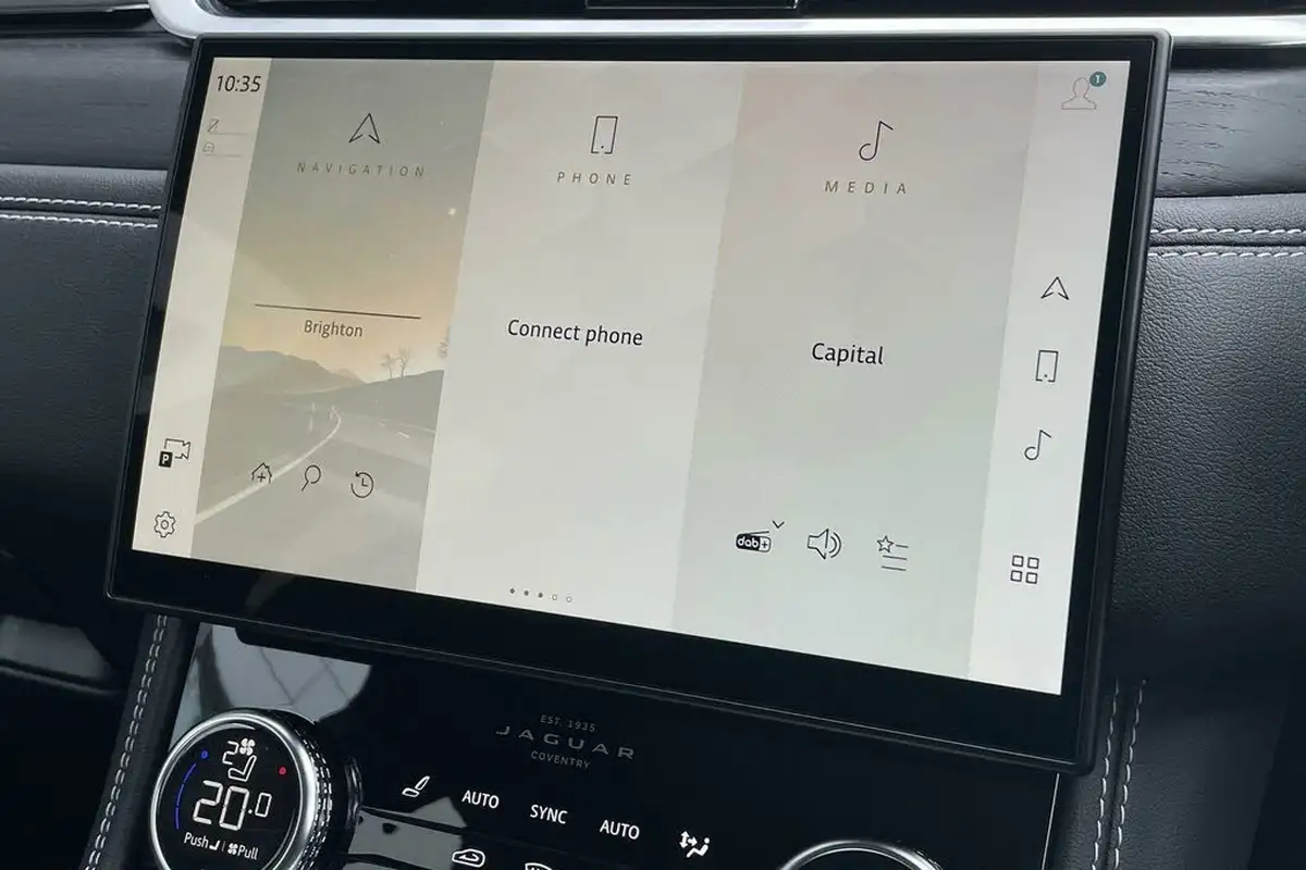 2021-jaguar-f-pace-20-d200-r-dynamic-hse-mhev-big-60