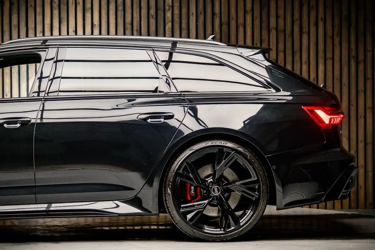 2020-audi-rs6-avant-40-tfsi-vorsprung-big-16