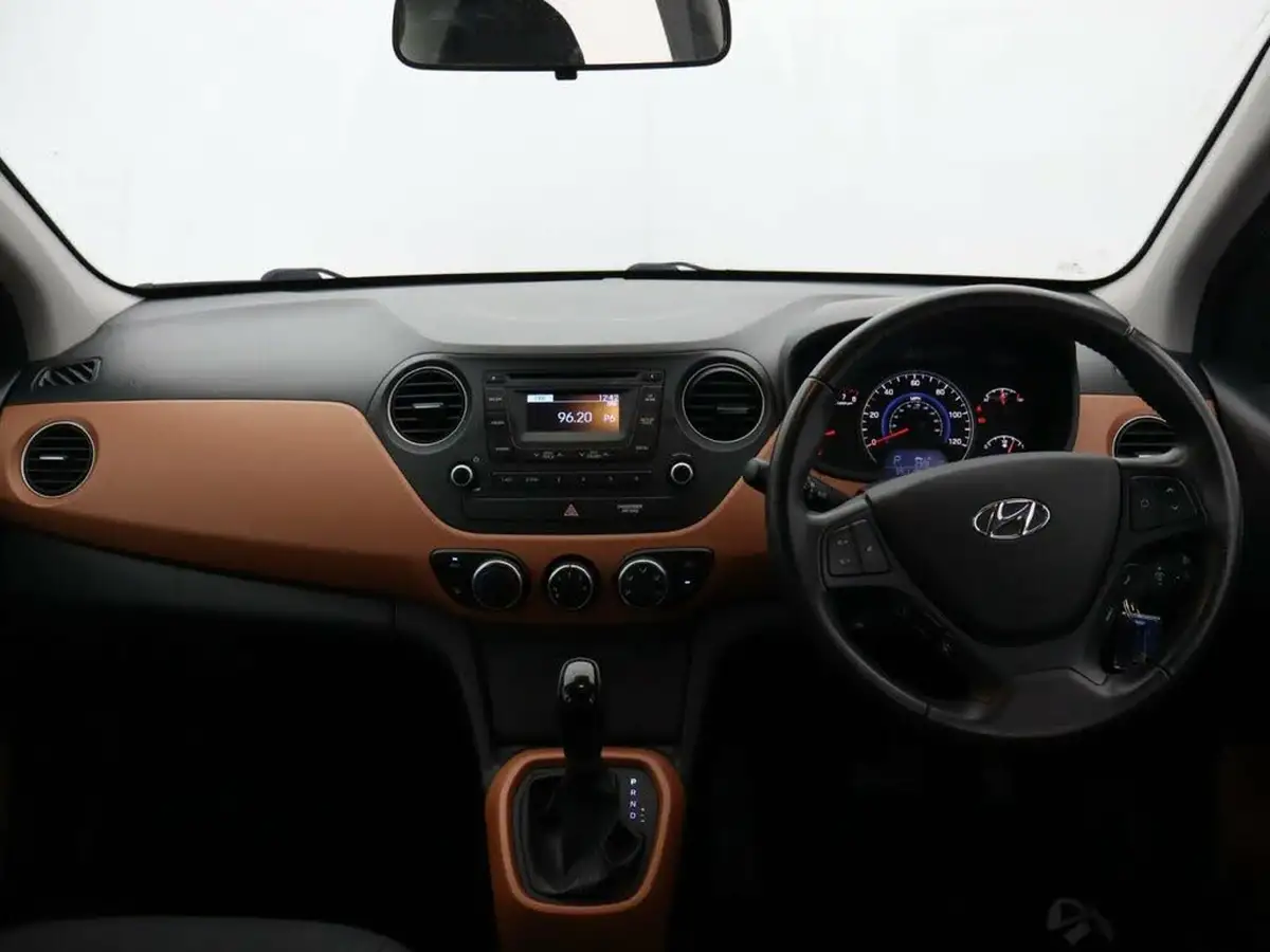 2016-hyundai-i10-12-premium-auto-big-20