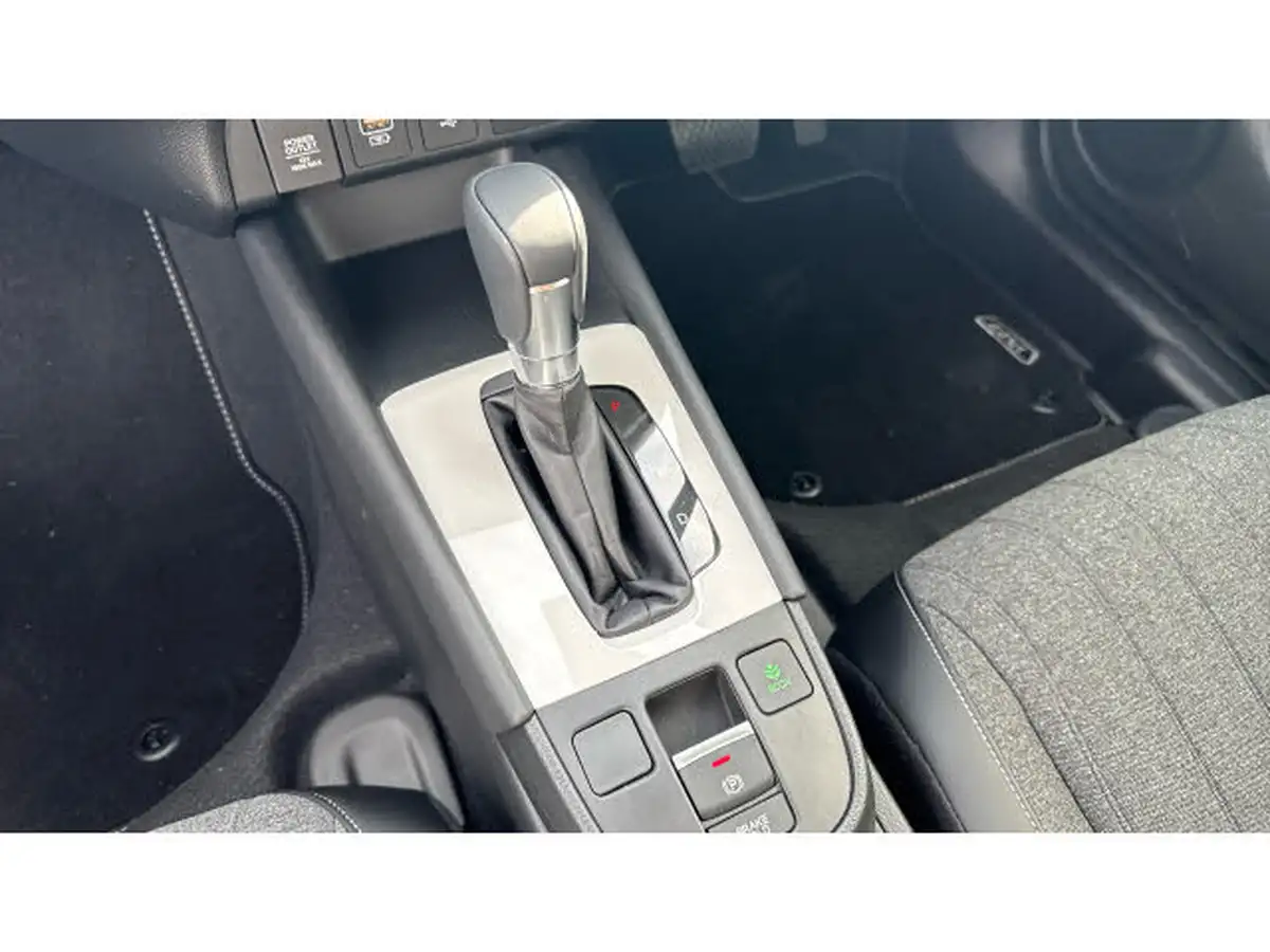 2025-honda-jazz-15-i-mmd-advance-big-28