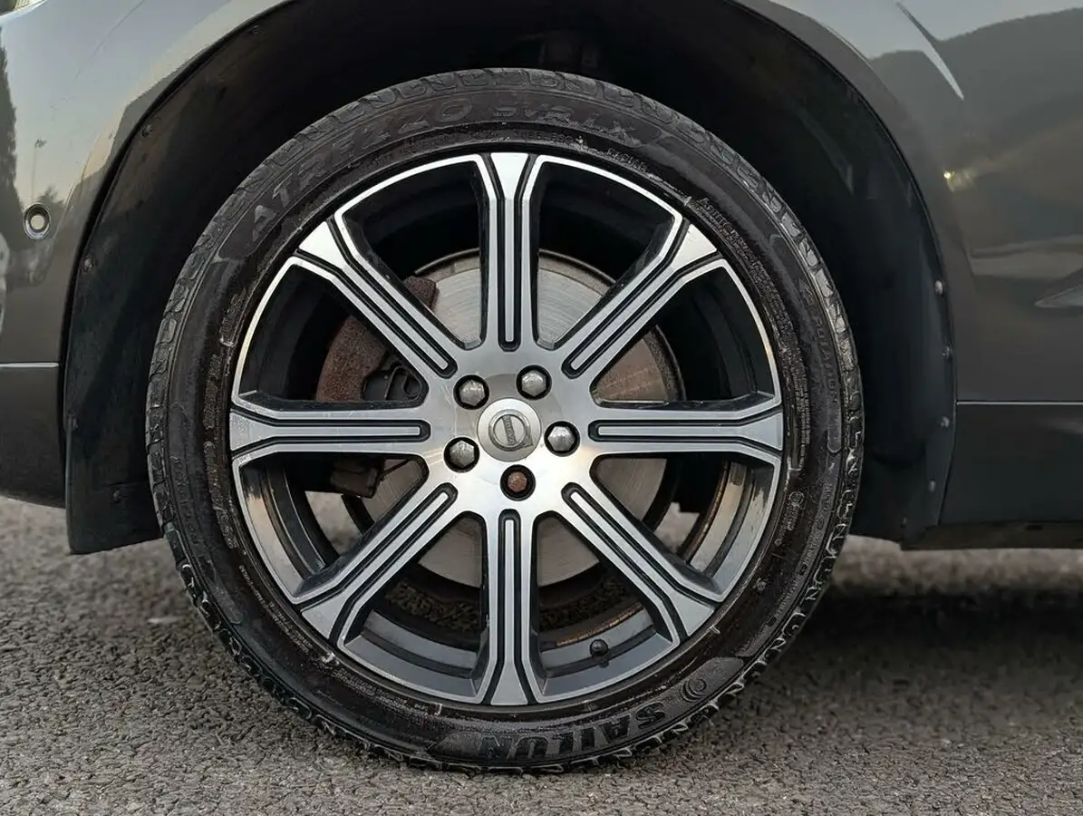 2017-volvo-xc60-20td-d5-inscription-pro-powerpulse-big-23
