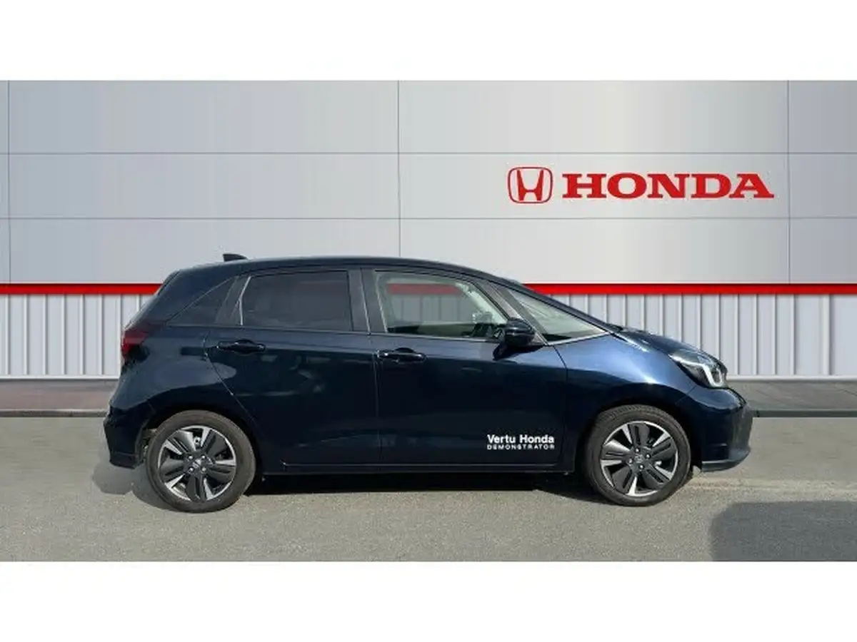 2025-honda-jazz-15-i-mmd-advance-big-4