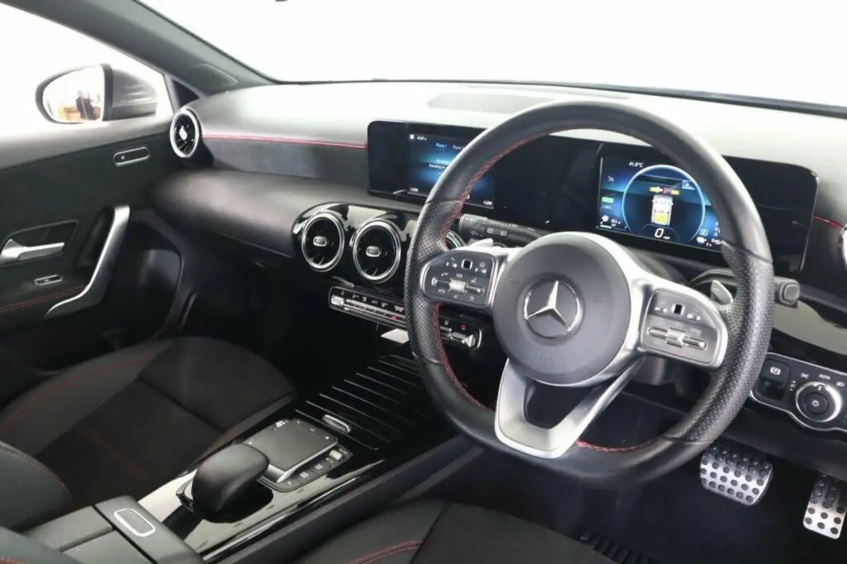 2021-mercedes-benz-a-class-13-a250e-amg-line-hatchback-5d-big-11