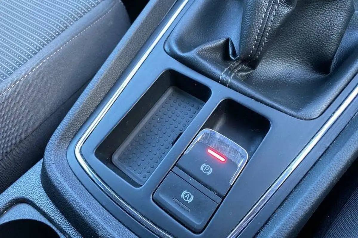 2019-seat-leon-16tdi-se-dynamic-hatchback-big-33
