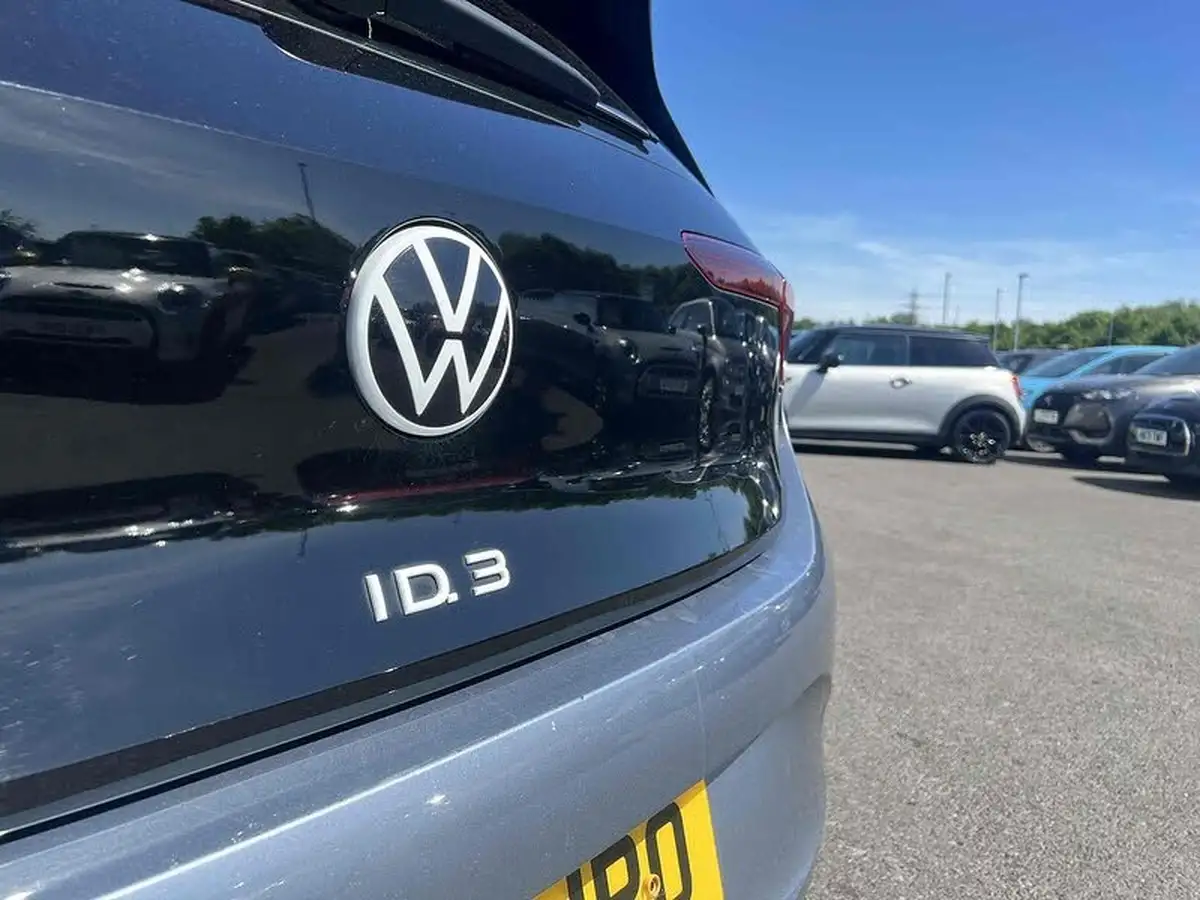 2021-volkswagen-id3-e-life-204ps-58kwh-pro-performance-big-18