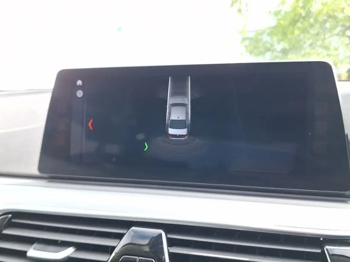 2017-bmw-5-series-20td-520d-se-190bhp-ss-saloon-4d-big-17