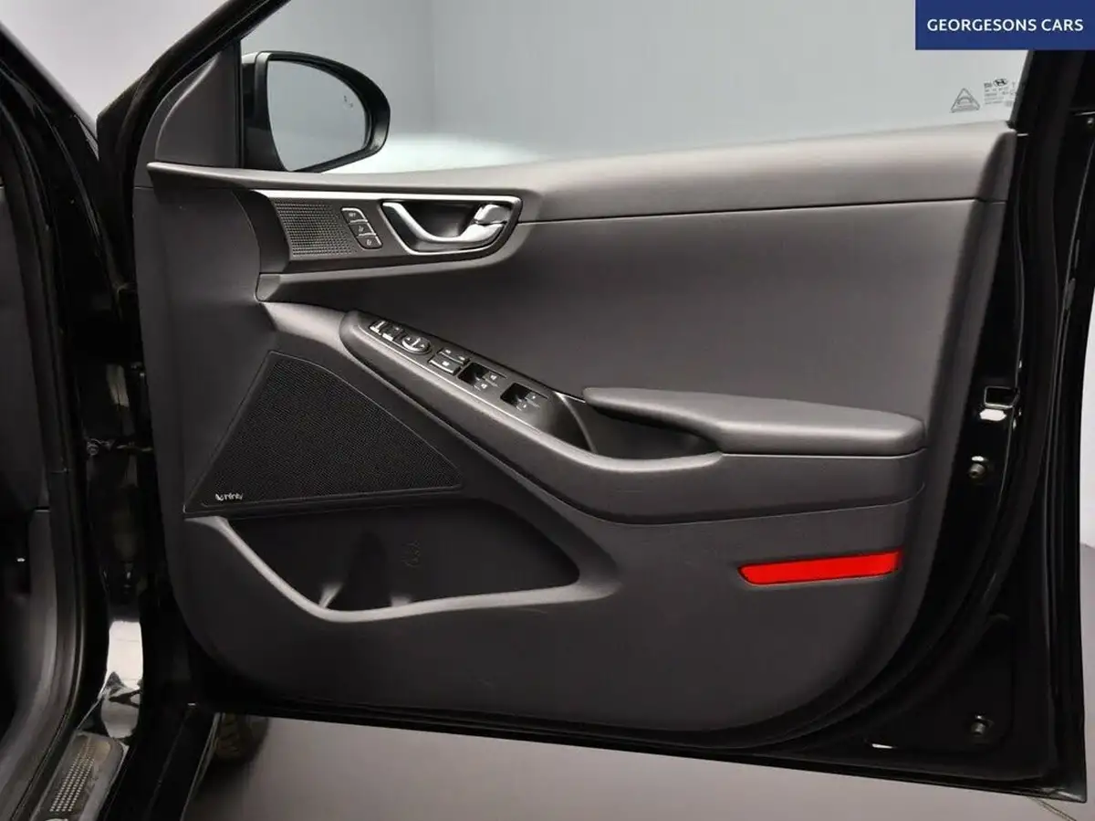 2021-hyundai-ioniq-16-gdi-premium-se-hybrid-big-21