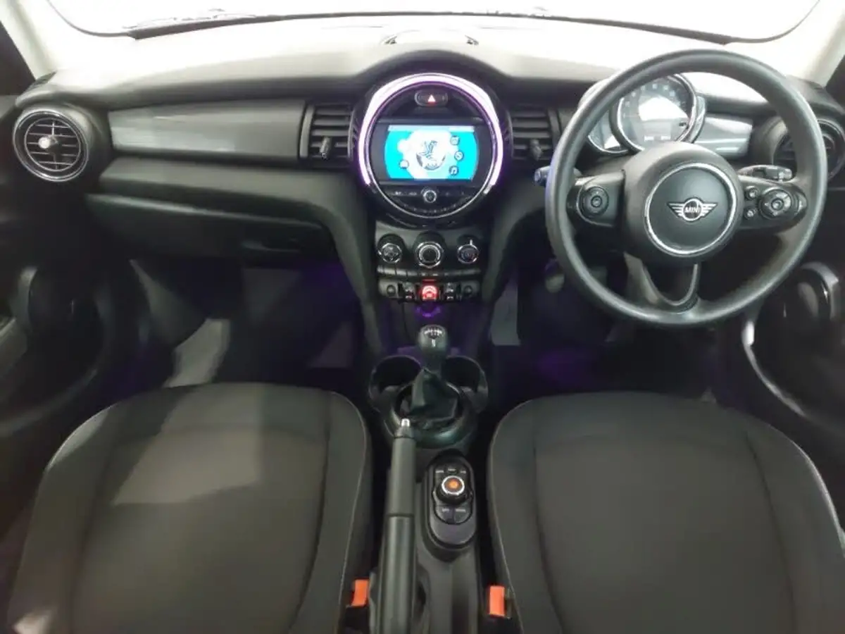 2019-mini-cooper-15-cooper-classic-ss-hatchback-5d-big-2