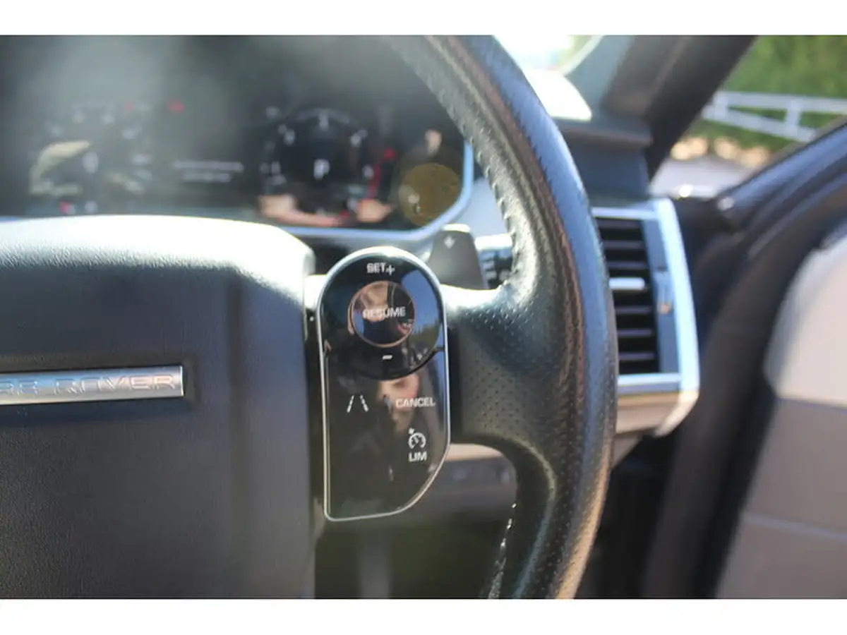2018-land-rover-range-rover-sport-30-sd-v6-hse-sd-v6-big-17