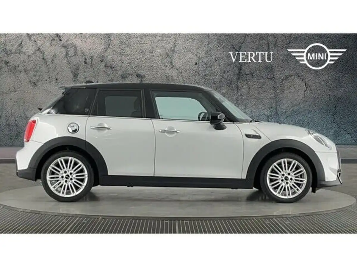 2022-mini-cooper-20-cooper-s-exclusive-hatchback-5d-auto-big-2