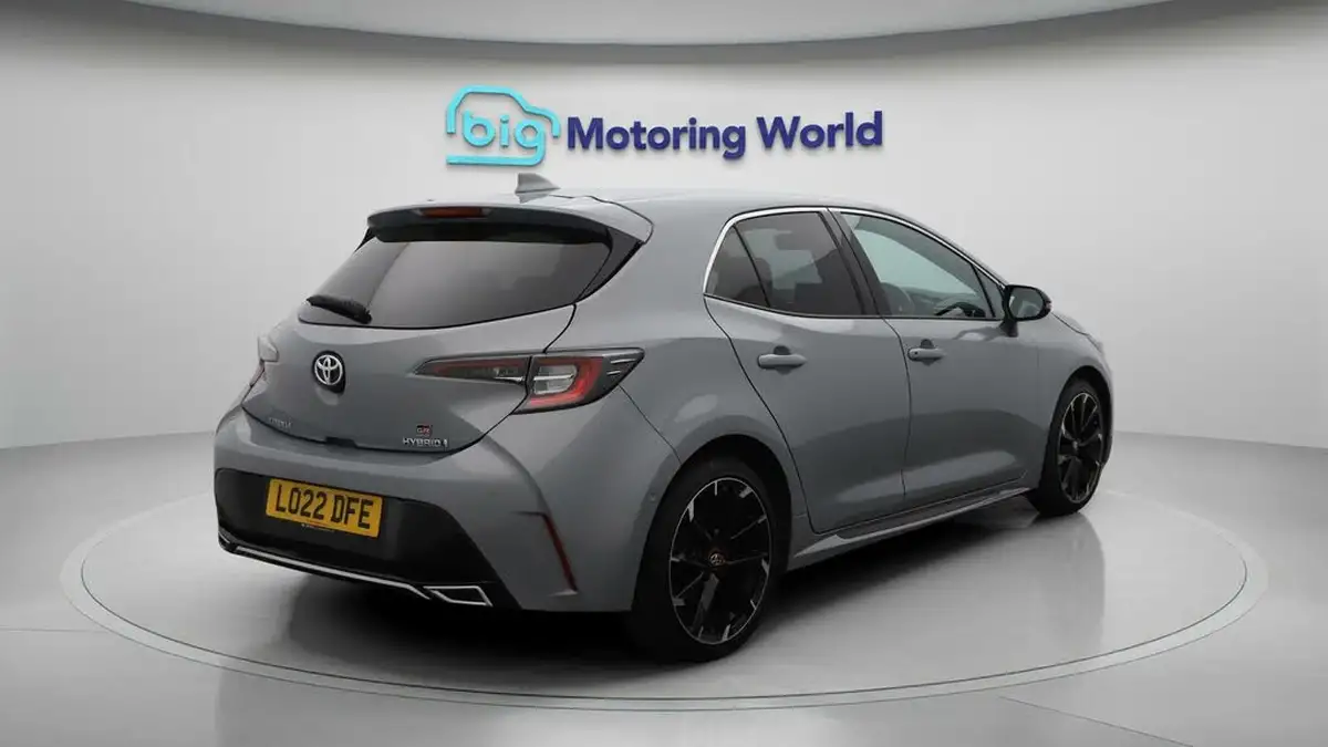 2022-toyota-corolla-20-vvt-i-gr-sport-181bhp-spare-wheel-hatchback-big-7